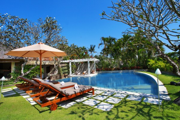 Petitenget,Bali,Indonesia,6 Bedrooms,6 Bathrooms,Villa,MLS ID