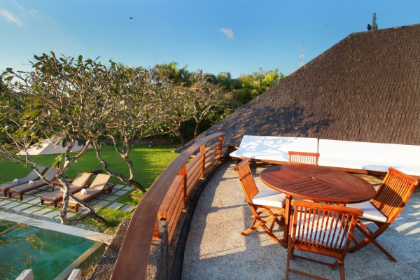 Petitenget,Bali,Indonesia,6 Bedrooms,6 Bathrooms,Villa,MLS ID