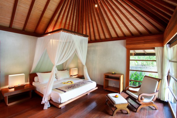 Petitenget,Bali,Indonesia,6 Bedrooms,6 Bathrooms,Villa,MLS ID