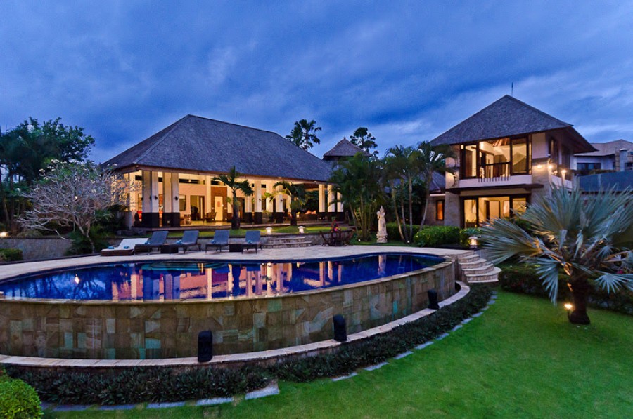 Umalas,Bali,Indonesia,6 Bedrooms,6 Bathrooms,Villa,MLS ID