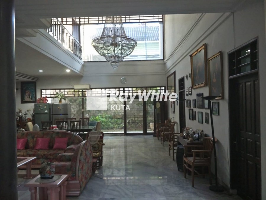 Denpasar,Bali,Indonesia,6 Bedrooms,7 Bathrooms,Residential,MLS ID