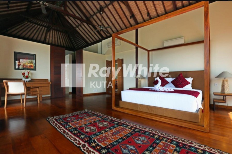 Jimbaran,Bali,Indonesia,4 Bedrooms,5 Bathrooms,Villa,MLS ID