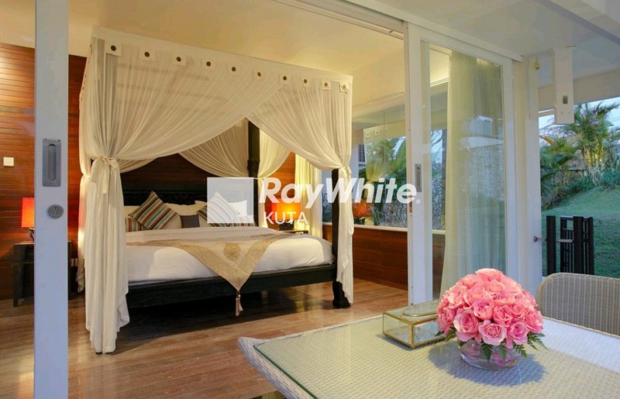 Jimbaran,Bali,Indonesia,4 Bedrooms,5 Bathrooms,Villa,MLS ID