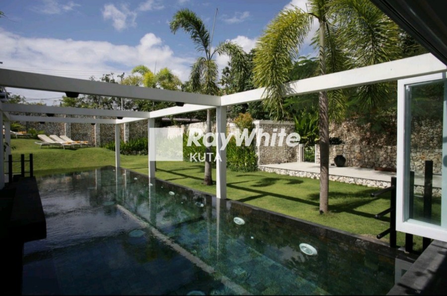 Jimbaran,Bali,Indonesia,4 Bedrooms,5 Bathrooms,Villa,MLS ID