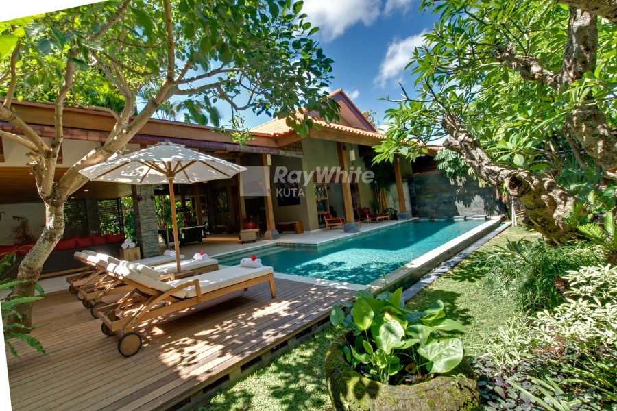 Seminyak,Bali,Indonesia,4 Bedrooms,4 Bathrooms,Villa,MLS ID