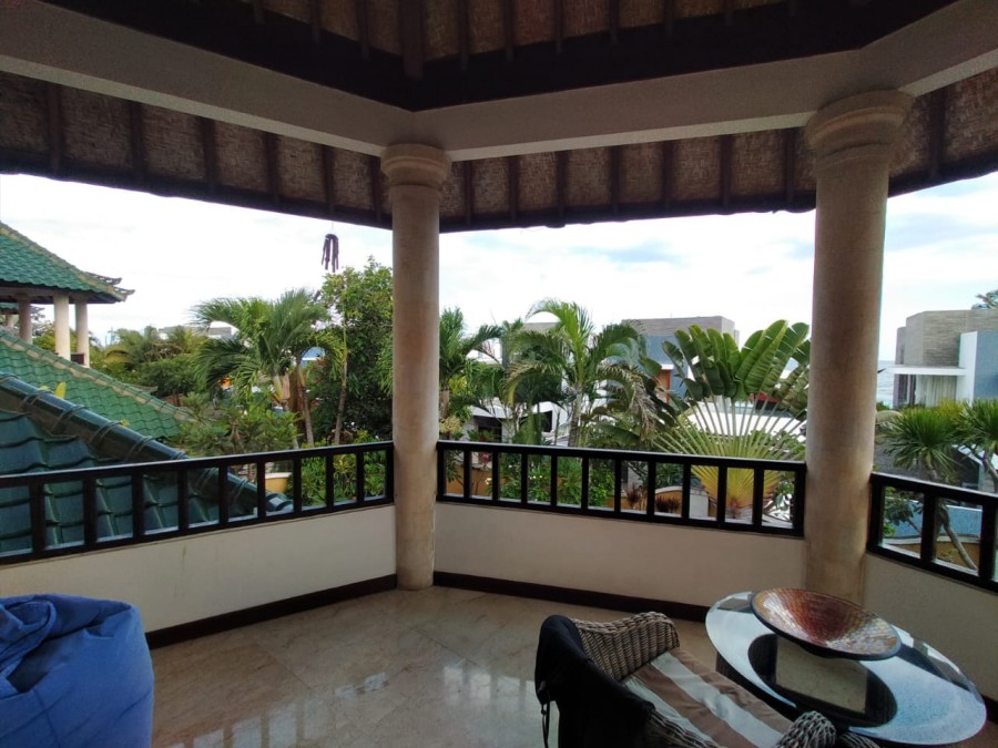 Gianyar,Bali,Indonesia,4 Bedrooms,4 Bathrooms,Villa,MLS ID