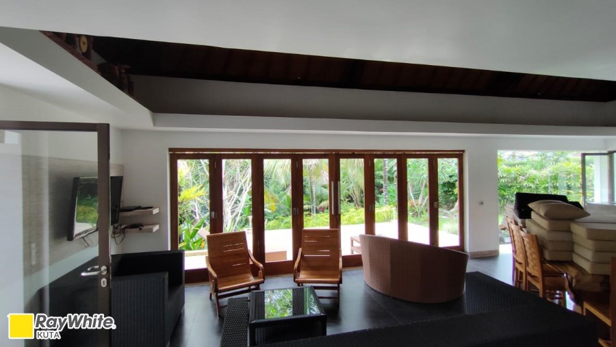 Ubud,Bali,Indonesia,5 Bedrooms,4 Bathrooms,Villa,MLS ID