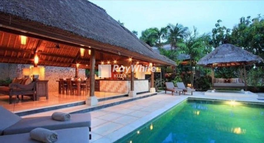 Pecatu,Bali,Indonesia,7 Bedrooms,6 Bathrooms,Villa,MLS ID