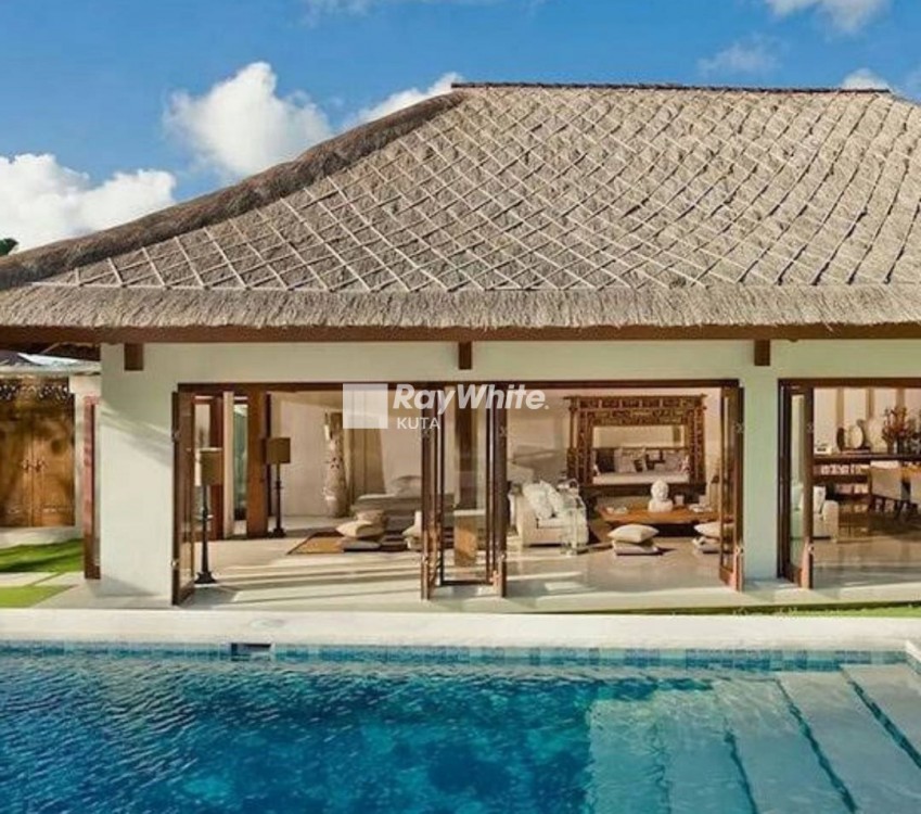 Seminyak,Bali,Indonesia,4 Bedrooms,4 Bathrooms,Villa,MLS ID