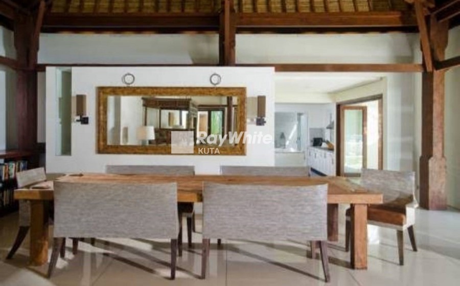 Seminyak,Bali,Indonesia,4 Bedrooms,4 Bathrooms,Villa,MLS ID