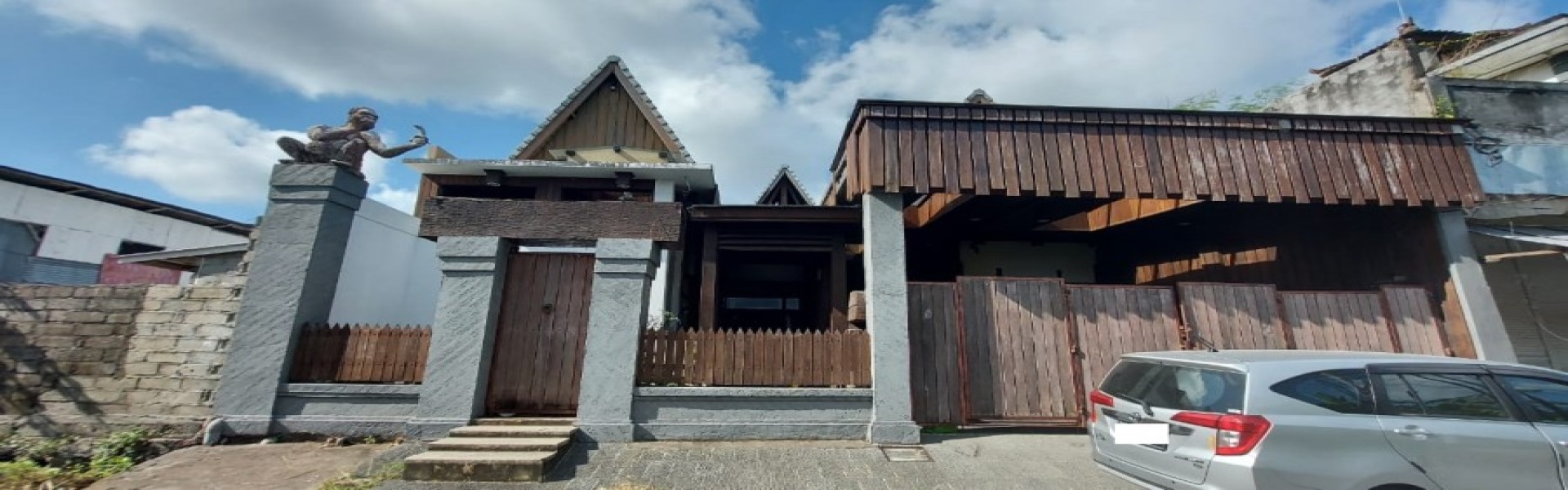 Kuta,Bali,Indonesia,4 Bedrooms,4 Bathrooms,Villa,MLS ID