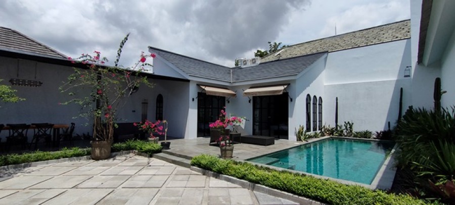 Umalas,Bali,Indonesia,6 Bedrooms,6 Bathrooms,Villa,MLS ID