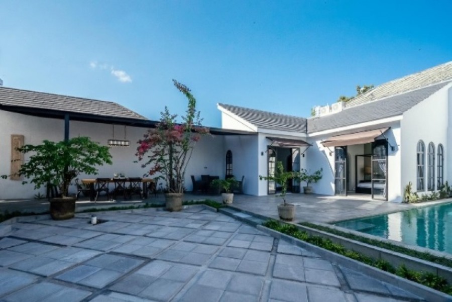 Umalas,Bali,Indonesia,6 Bedrooms,6 Bathrooms,Villa,MLS ID