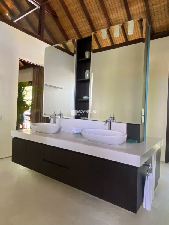 Seminyak,Bali,Indonesia,5 Bedrooms,4 Bathrooms,Villa,MLS ID