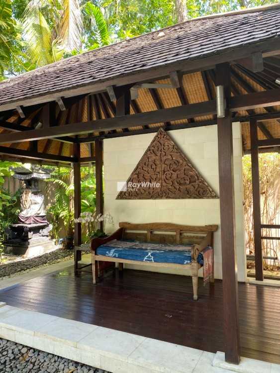 Seminyak,Bali,Indonesia,5 Bedrooms,4 Bathrooms,Villa,MLS ID