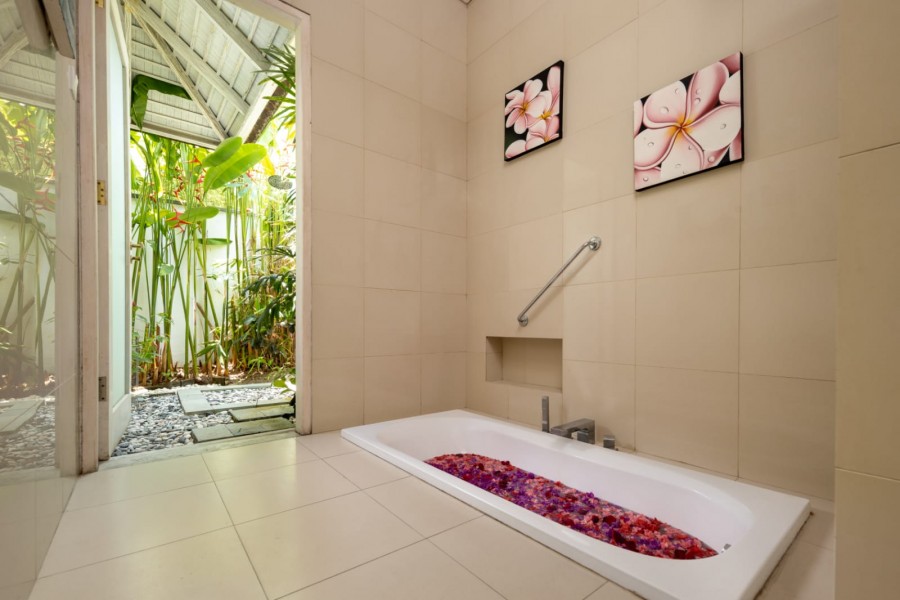 Seminyak,Bali,Indonesia,2 Bedrooms,3 Bathrooms,Villa,MLS ID