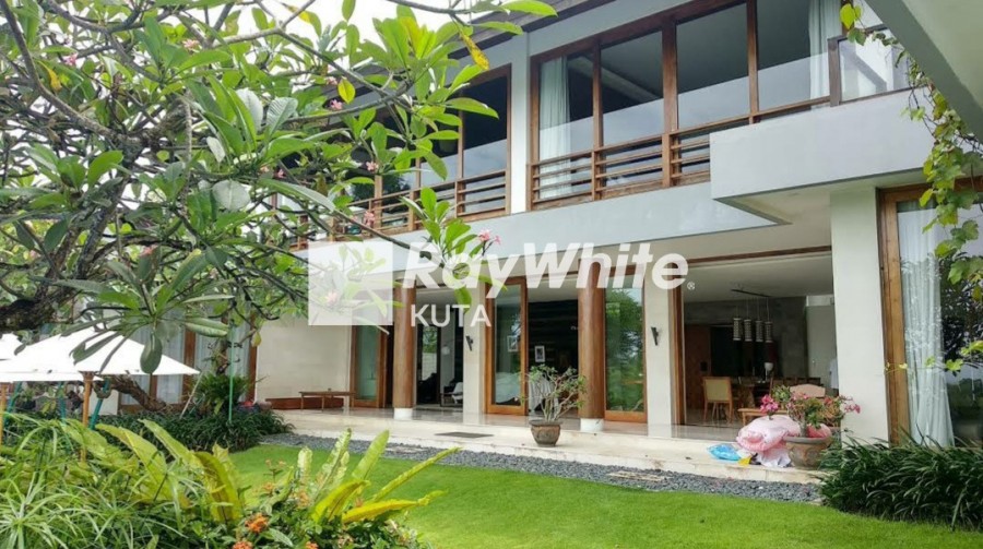 Jimbaran,Bali,Indonesia,4 Bedrooms,4 Bathrooms,Villa,MLS ID