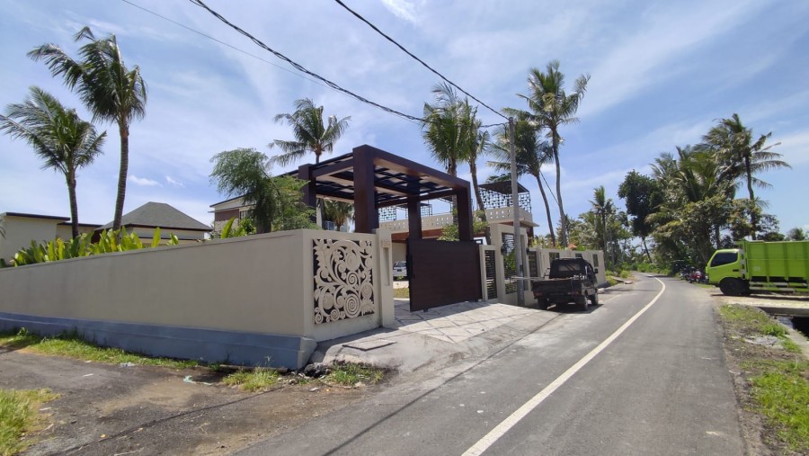 Gianyar,Bali,Indonesia,4 Bedrooms,6 Bathrooms,Villa,MLS ID