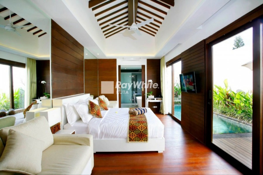 Legian,Bali,Indonesia,6 Bedrooms,6 Bathrooms,Villa,MLS ID