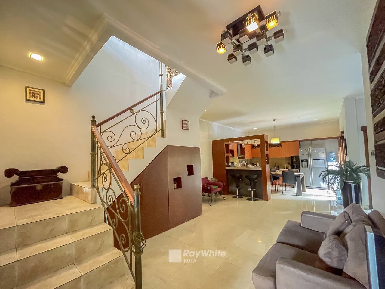 Denpasar,Bali,Indonesia,4 Bedrooms,3 Bathrooms,Residential,MLS ID