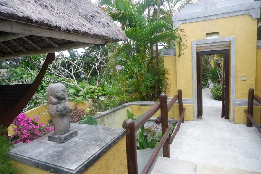 Jimbaran,Bali,Indonesia,6 Bedrooms,Villa,MLS ID