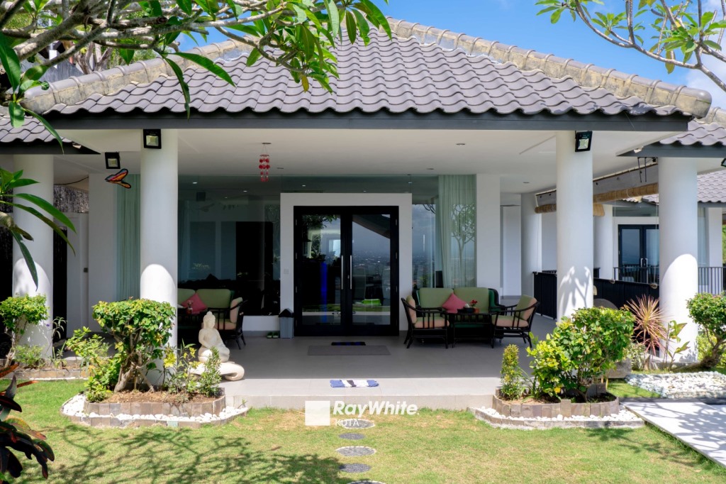 Jimbaran,Bali,Indonesia,8 Bedrooms,8 Bathrooms,Villa,MLS ID