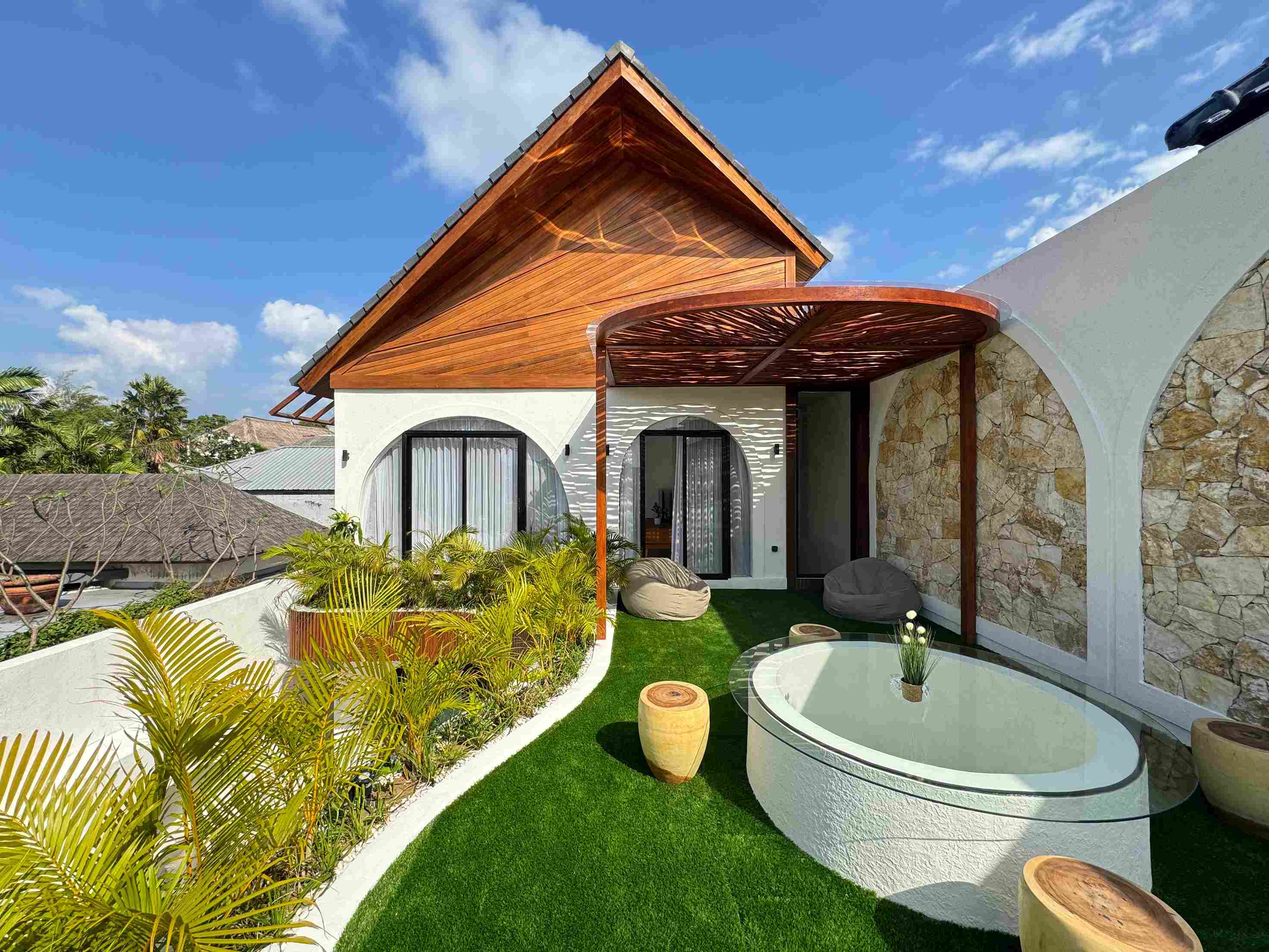 Seminyak,Bali,Indonesia,2 Bedrooms,2 Bathrooms,Villa,MLS ID