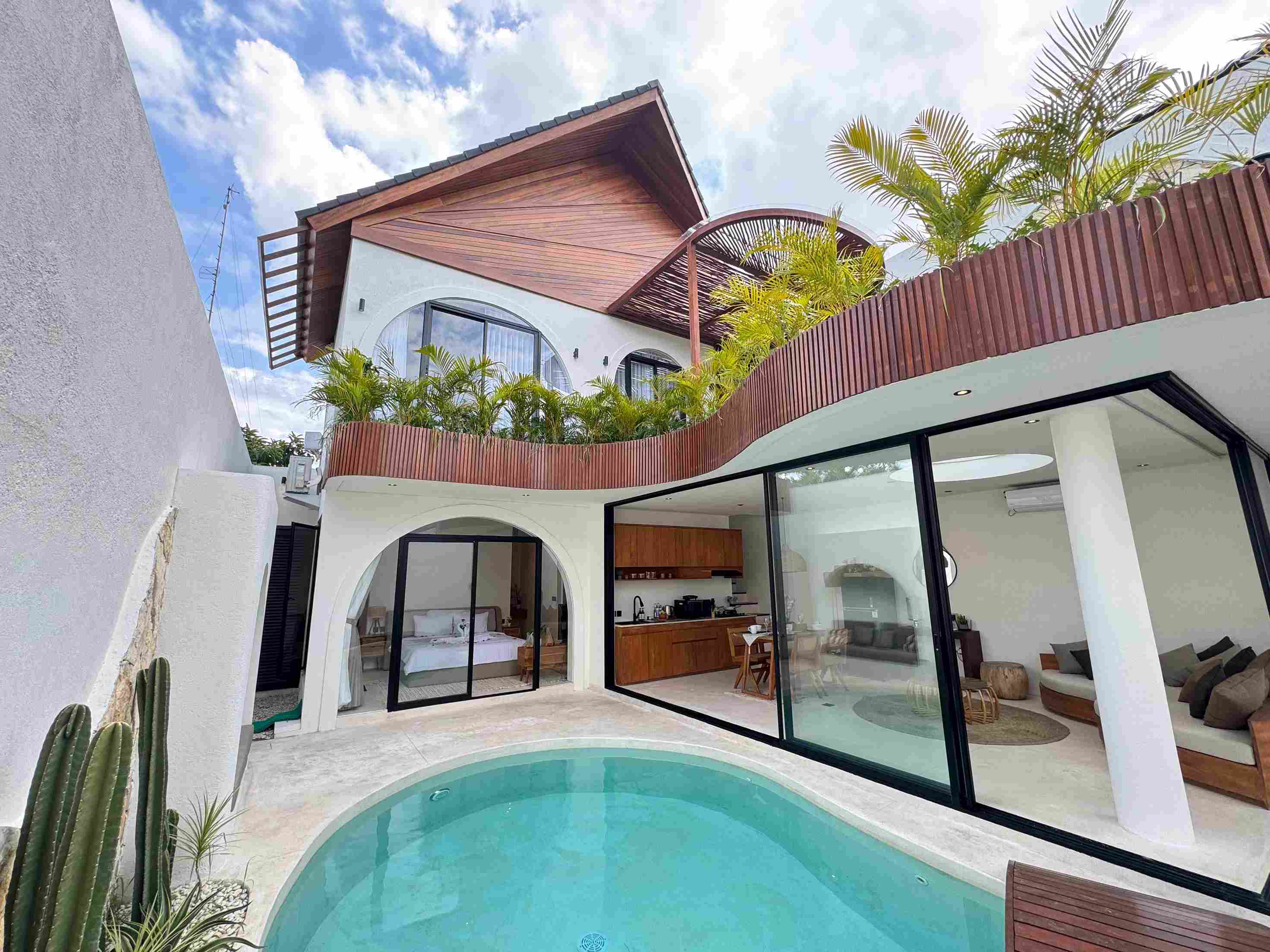 Seminyak,Bali,Indonesia,2 Bedrooms,2 Bathrooms,Villa,MLS ID