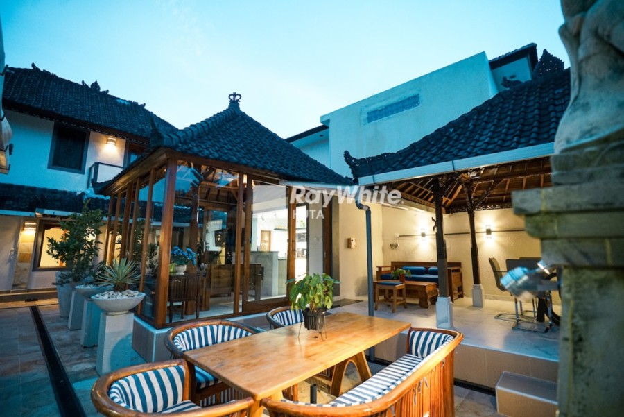 Ungasan,Bali,Indonesia,4 Bedrooms,2 Bathrooms,Villa,MLS ID