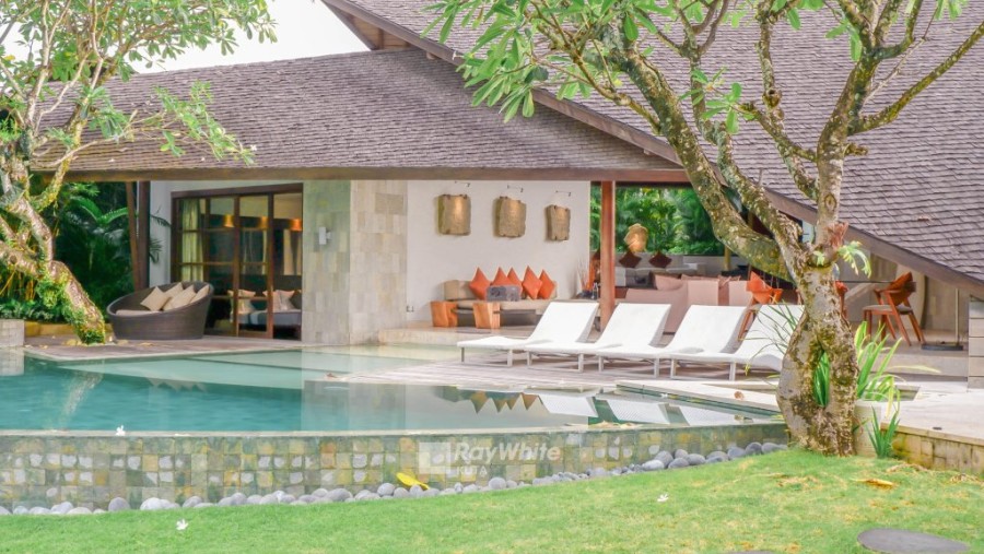 Petitenget,Bali,Indonesia,3 Bedrooms,3 Bathrooms,Villa,MLS ID