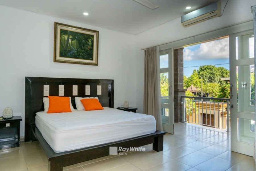 Seminyak,Bali,Indonesia,3 Bedrooms,4 Bathrooms,Villa,MLS ID