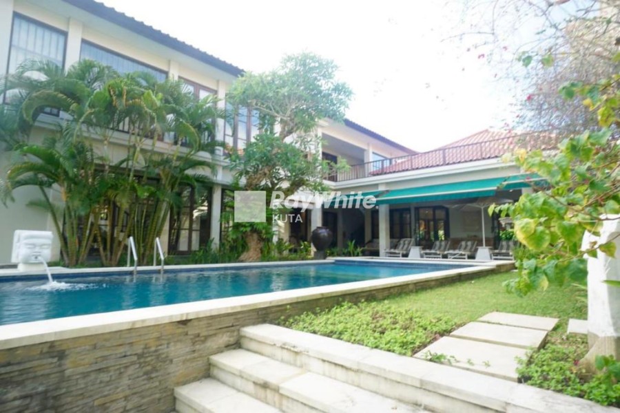 Jimbaran,Bali,Indonesia,6 Bedrooms,6 Bathrooms,Villa,MLS ID