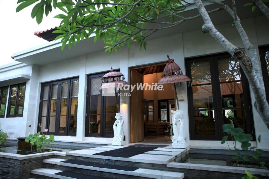 Jimbaran,Bali,Indonesia,6 Bedrooms,6 Bathrooms,Villa,MLS ID