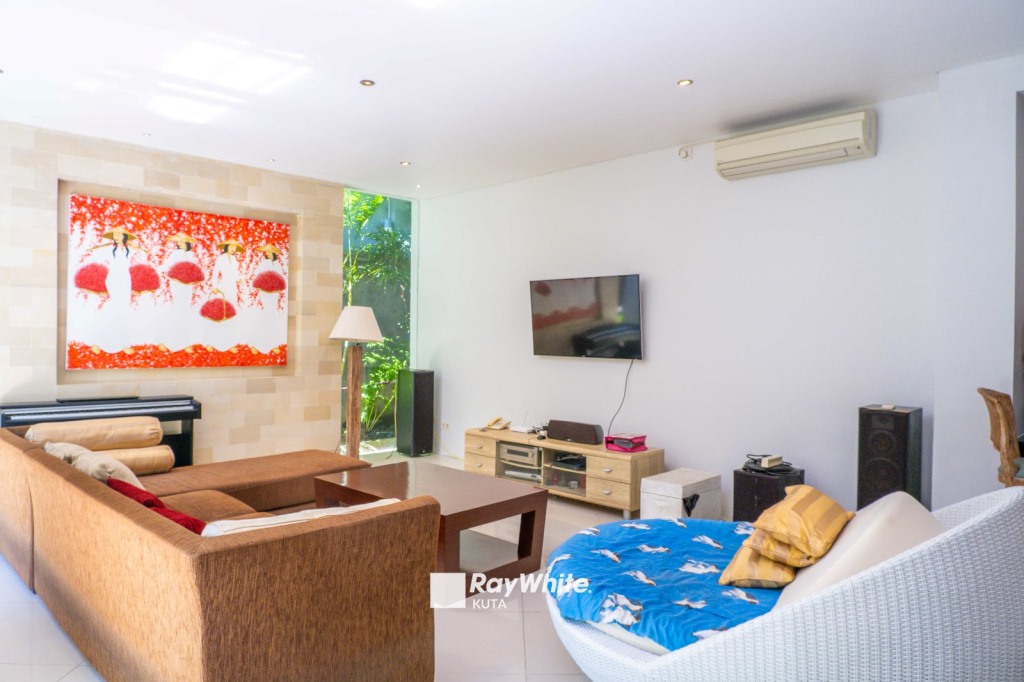 Denpasar,Bali,Indonesia,4 Bedrooms,3 Bathrooms,Residential,MLS ID 1073