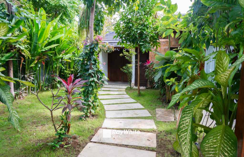 Kerobokan,Bali,Indonesia,4 Bedrooms,5 Bathrooms,Villa,MLS ID 1161