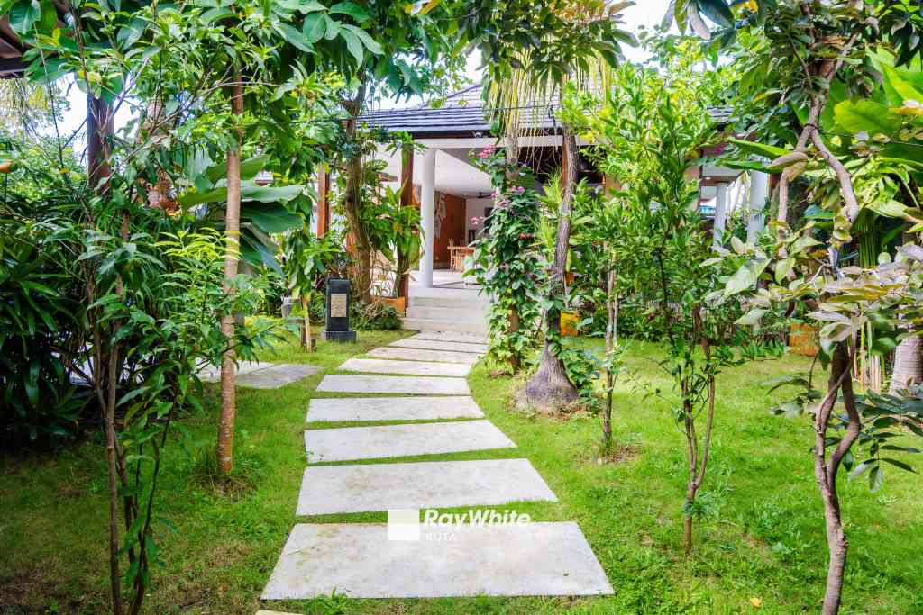 Kerobokan,Bali,Indonesia,4 Bedrooms,5 Bathrooms,Villa,MLS ID 1161