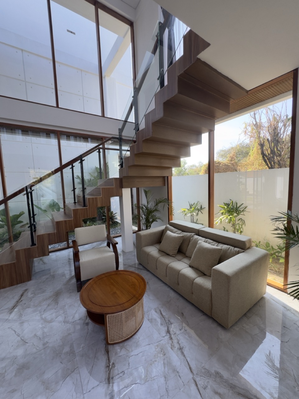Nusa Dua,Bali,Indonesia,4 Bedrooms,5 Bathrooms,Villa,MLS ID 1223