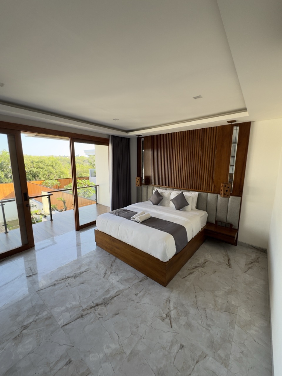 Nusa Dua,Bali,Indonesia,4 Bedrooms,5 Bathrooms,Villa,MLS ID 1223