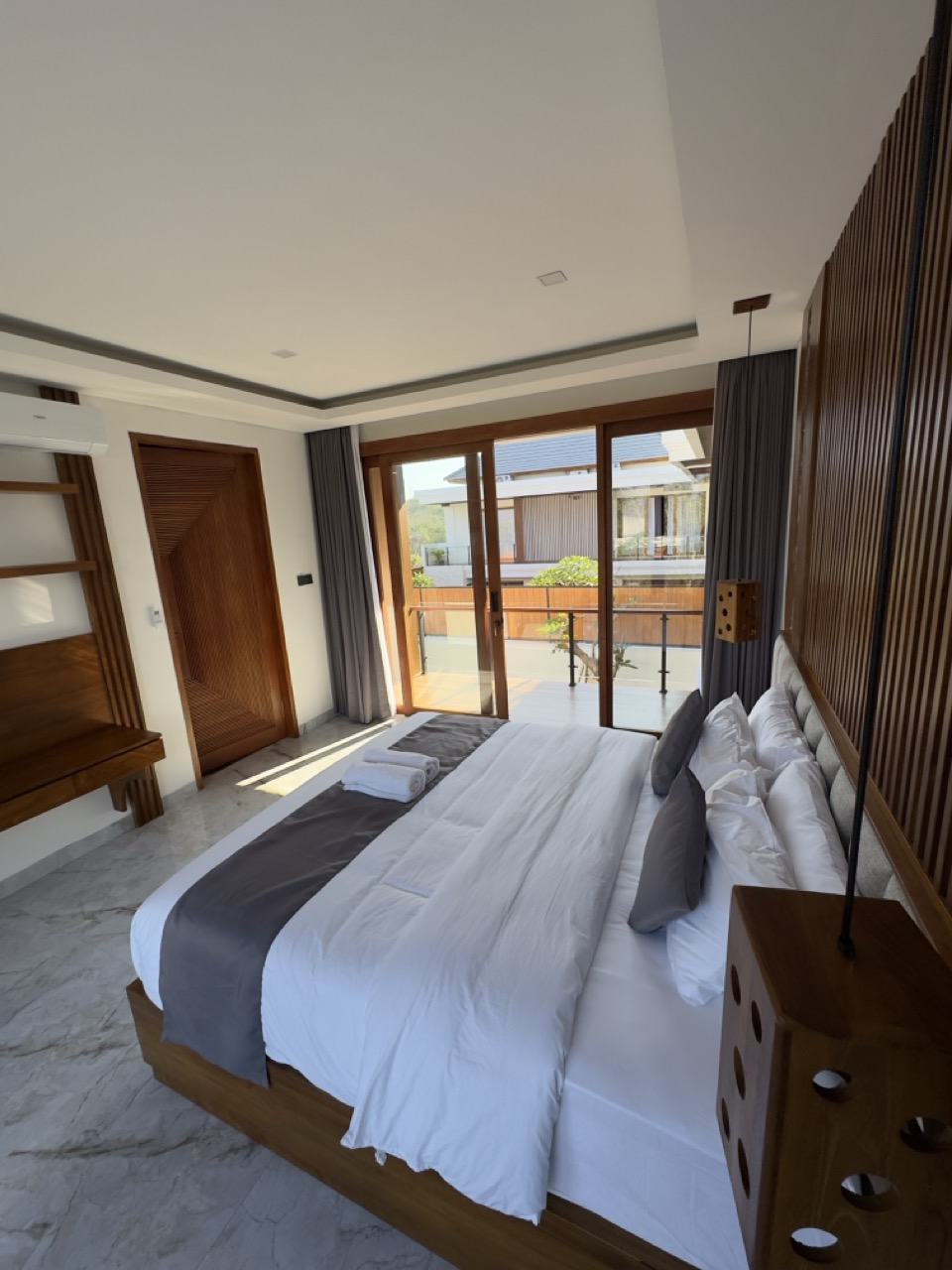Nusa Dua,Bali,Indonesia,4 Bedrooms,5 Bathrooms,Villa,MLS ID 1223