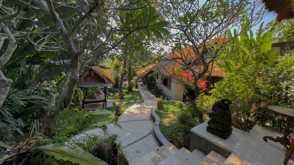 Tabanan,Bali,Indonesia,5 Bedrooms,5 Bathrooms,Villa,MLS ID 1273