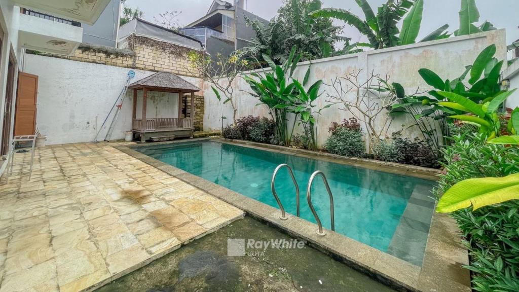 Ungasan,Bali,Indonesia,3 Bedrooms,3 Bathrooms,Villa,MLS ID 1275