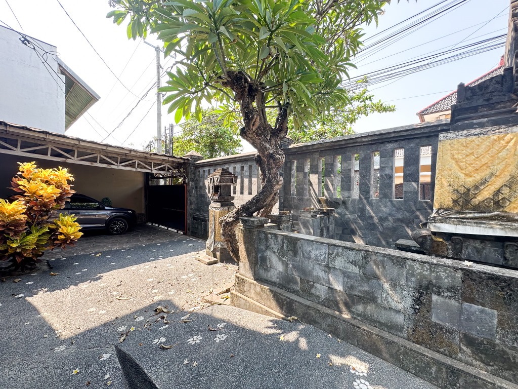 Renon,Bali,Indonesia,6 Bedrooms,3 Bathrooms,Residential,MLS ID 1330