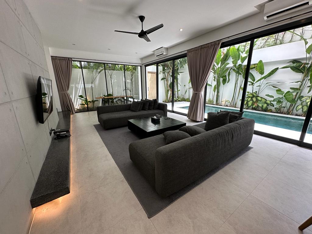 Umalas,Bali,Indonesia,2 Bedrooms,3 Bathrooms,Villa,MLS ID 1396