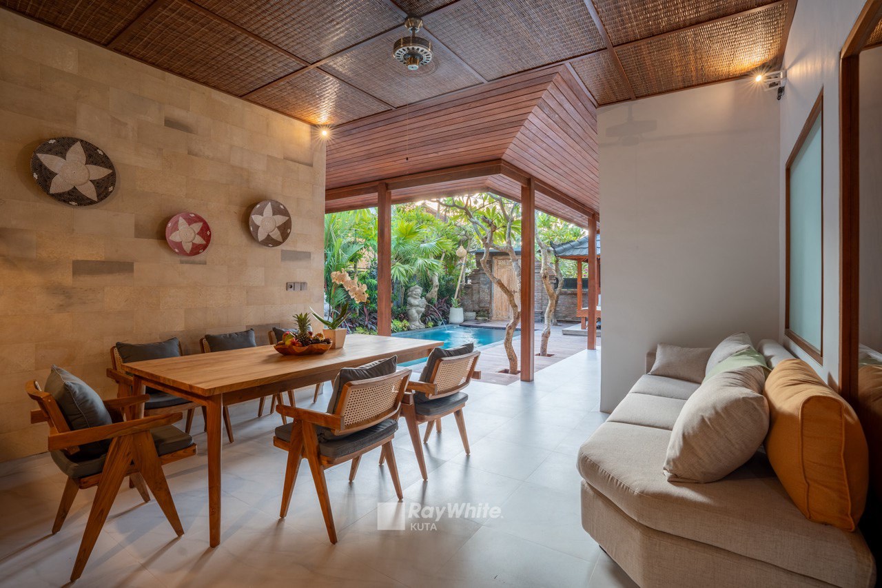 Jimbaran,Bali,Indonesia,3 Bedrooms,4 Bathrooms,Villa,MLS ID 1444