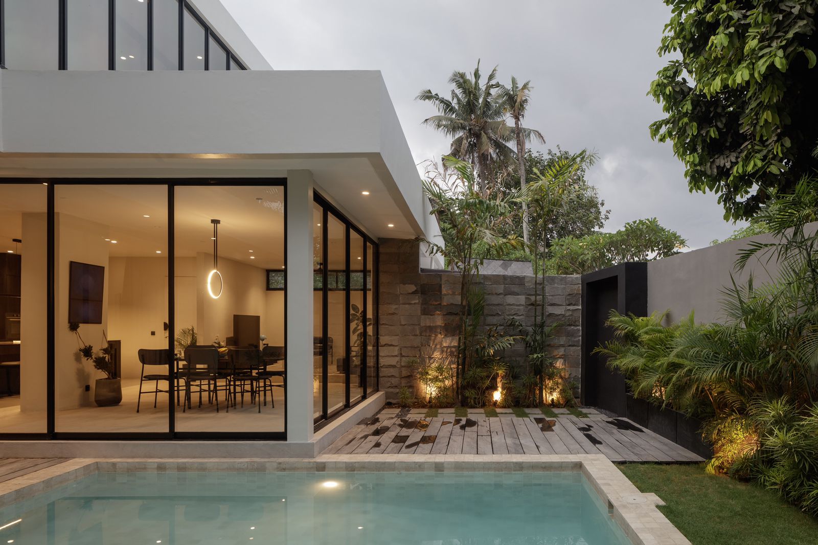 Mengwi,Bali,Indonesia,3 Bedrooms,3 Bathrooms,Villa,MLS ID 1550