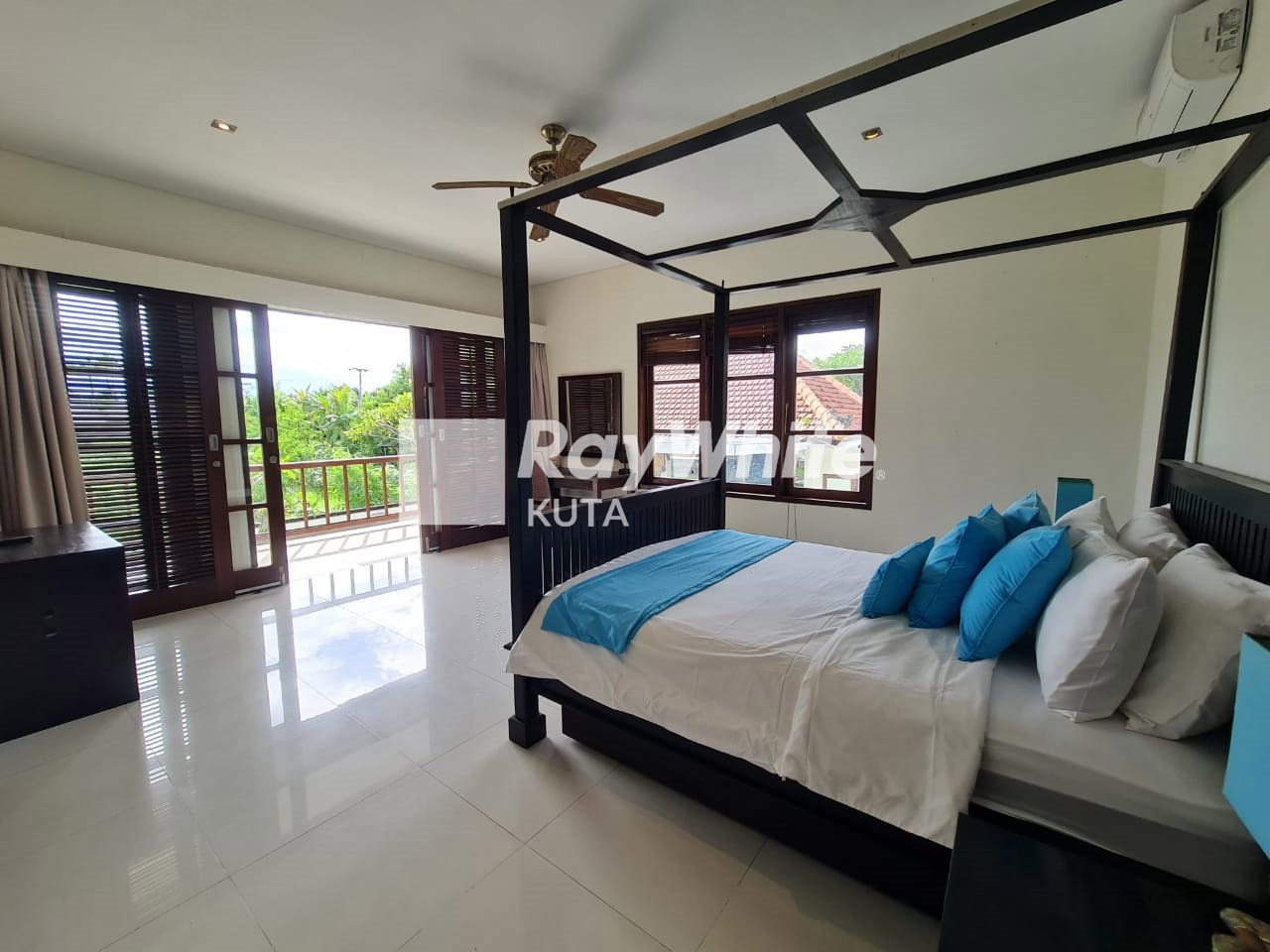 Canggu,Bali,Indonesia,3 Bedrooms,6 Bathrooms,Residential,MLS ID 1675