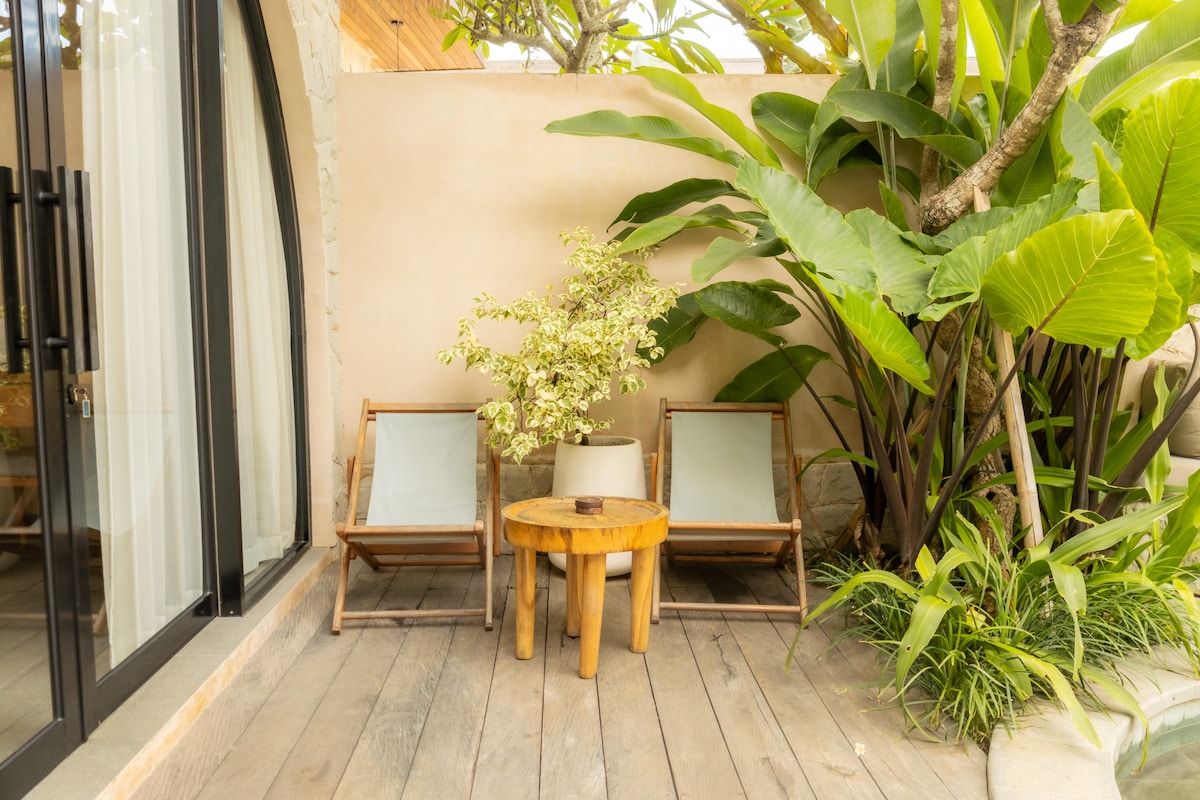 Uluwatu,Bali,Indonesia,3 Bedrooms,3 Bathrooms,Villa,MLS ID 1683