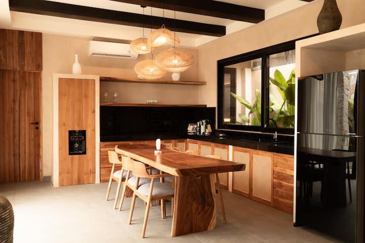 Uluwatu,Bali,Indonesia,3 Bedrooms,3 Bathrooms,Villa,MLS ID 1683