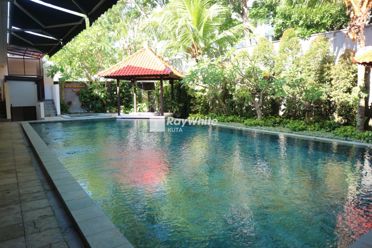 Jimbaran,Bali,Indonesia,5 Bedrooms,5 Bathrooms,Villa,MLS ID 1690