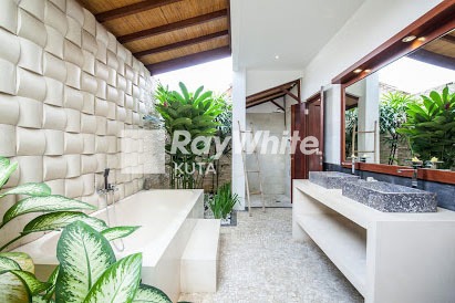 Canggu,Bali,Indonesia,3 Bedrooms,3 Bathrooms,Villa,MLS ID 1691